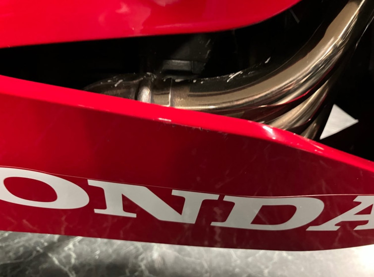 Мотоцикл Honda CBR650R с пробегом 14320 km