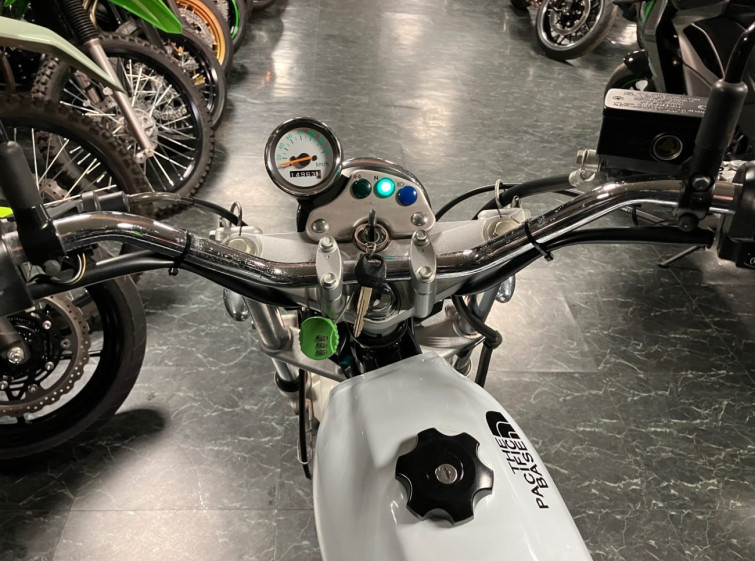 Мотоцикл Suzuki VAN VAN 200 з пробігом 14963 km