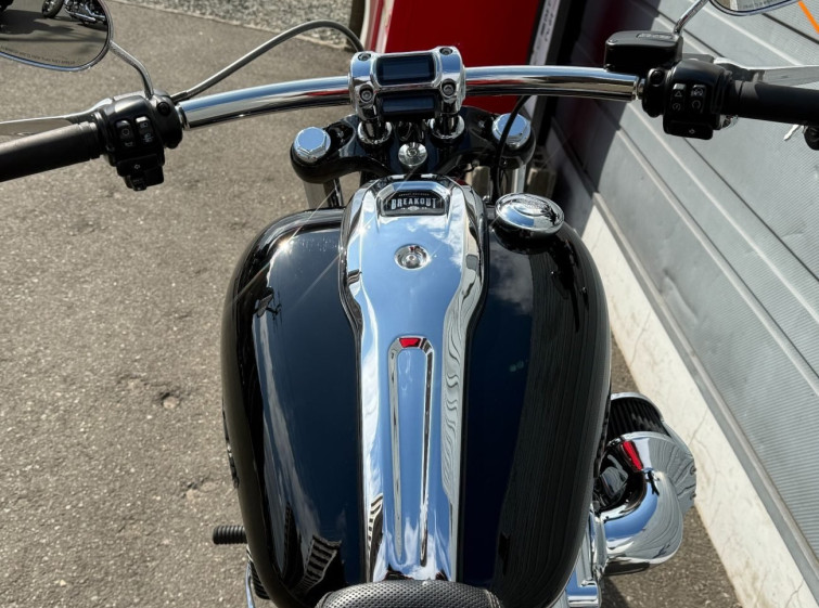 Мотоцикл HD BREAKOUT FXBR1750 з пробігом 8035 km