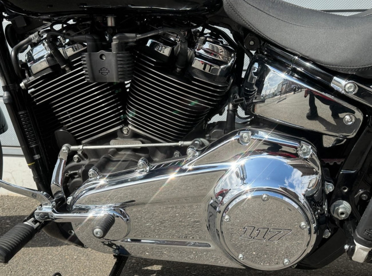 Мотоцикл HD BREAKOUT FXBR1750 з пробігом 8035 km