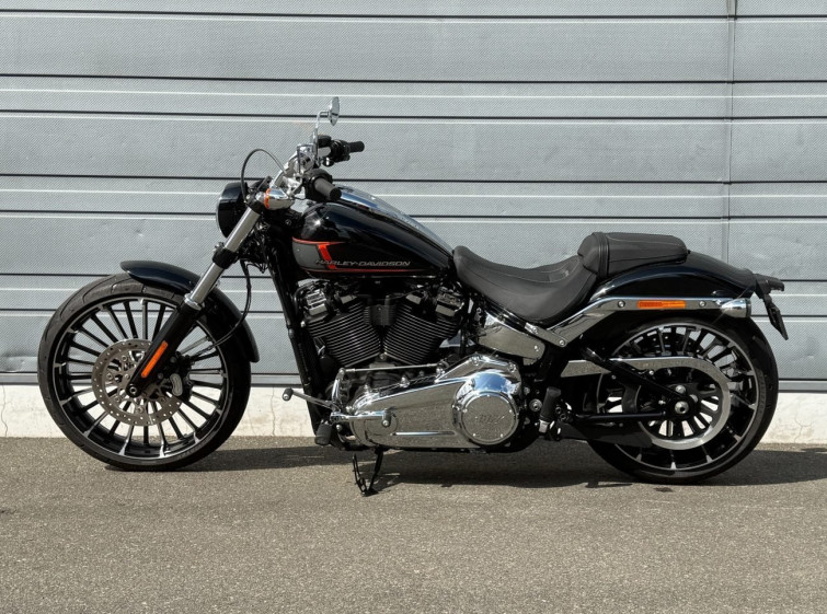 Мотоцикл HD BREAKOUT FXBR1750 з пробігом 8035 km