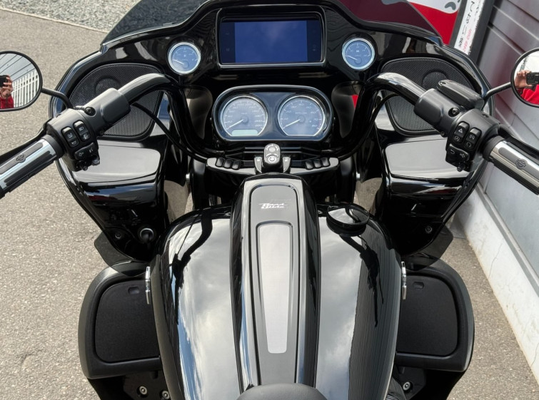 Мотоцикл HD SREET GLIDE FLHXS1690 з пробігом 3135 km