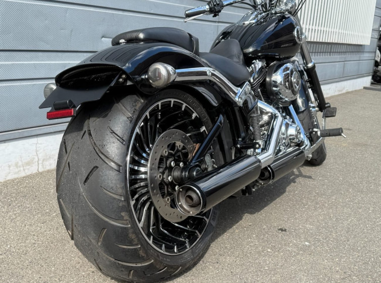 Мотоцикл HD STREETBOB FXDB1580 с пробегом 73459 km