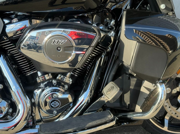 Мотоцикл HD ﾊｰﾚｰFLHXU з пробігом 2 km