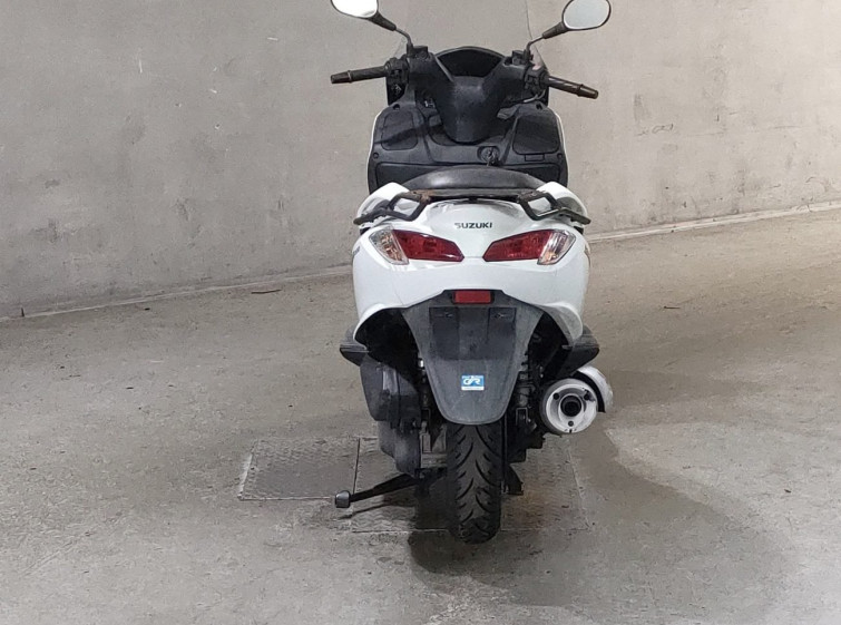 Мотоцикл Suzuki BURGMAN200 з пробігом 31702 km