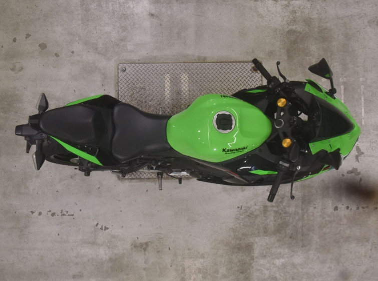 Мотоцикл Kawasaki NINJA ZX-25R з пробігом 1273 km