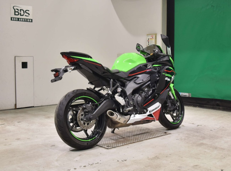 Мотоцикл Kawasaki NINJA ZX-25R з пробігом 1273 km