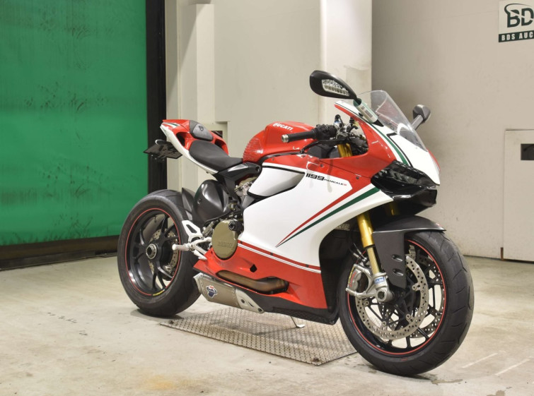 Мотоцикл Ducati 1199 PANIGALE S з пробігом 15108 km