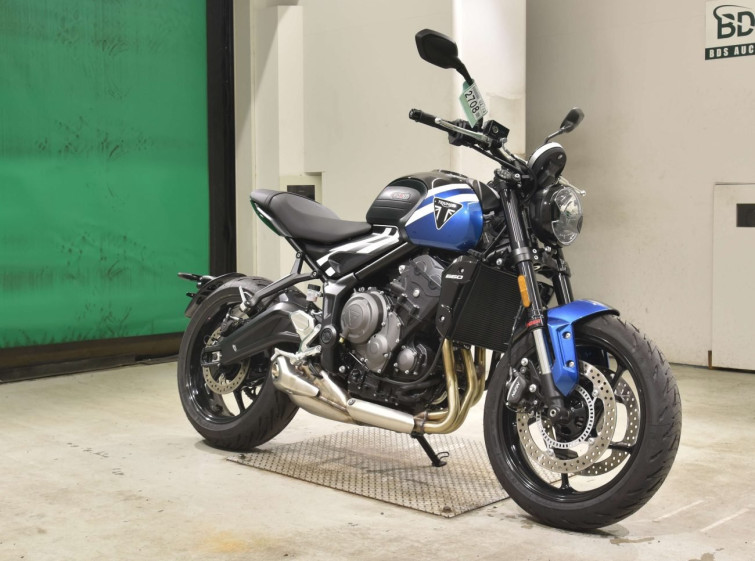 Мотоцикл Triumph TRIDENT660 з пробігом 138 km