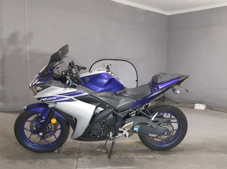 Мотоцикл Yamaha YZF-R25 з пробігом 9764 km
