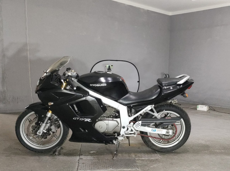 Мотоцикл Hyosung GT250