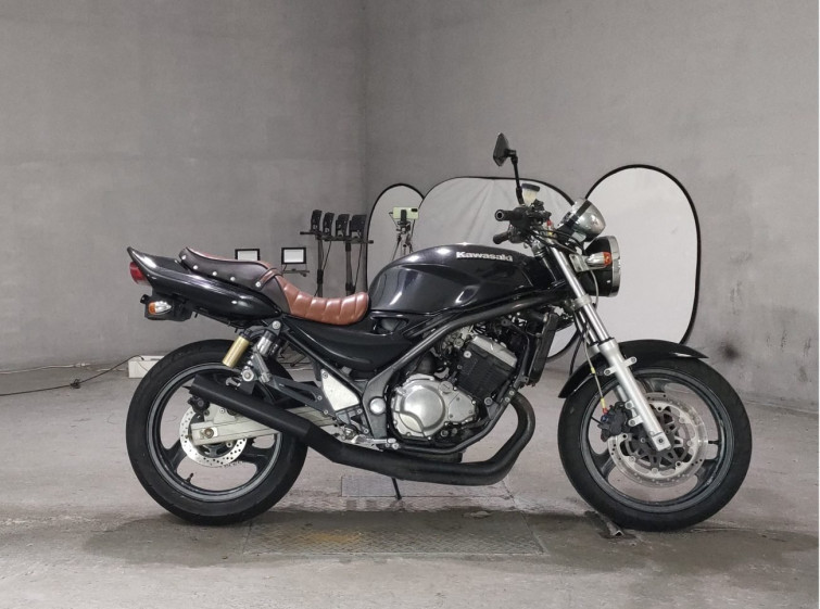 Мотоцикл Kawasaki BALIUS2