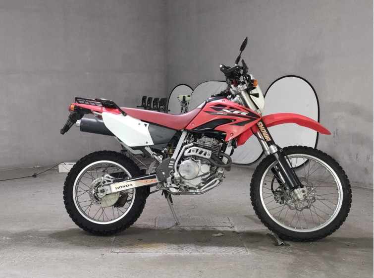 Мотоцикл Honda XR250 з пробігом 16844 km