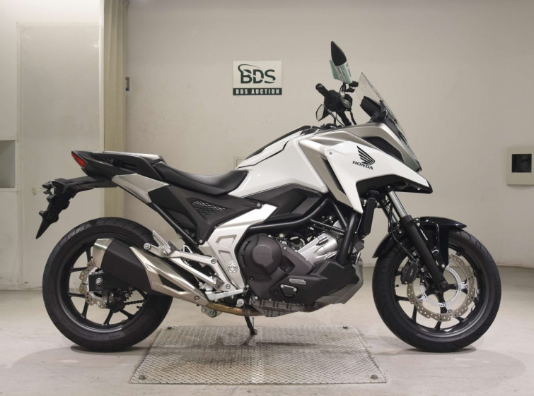 Мотоцикл Honda NC750X с пробегом 9574 km