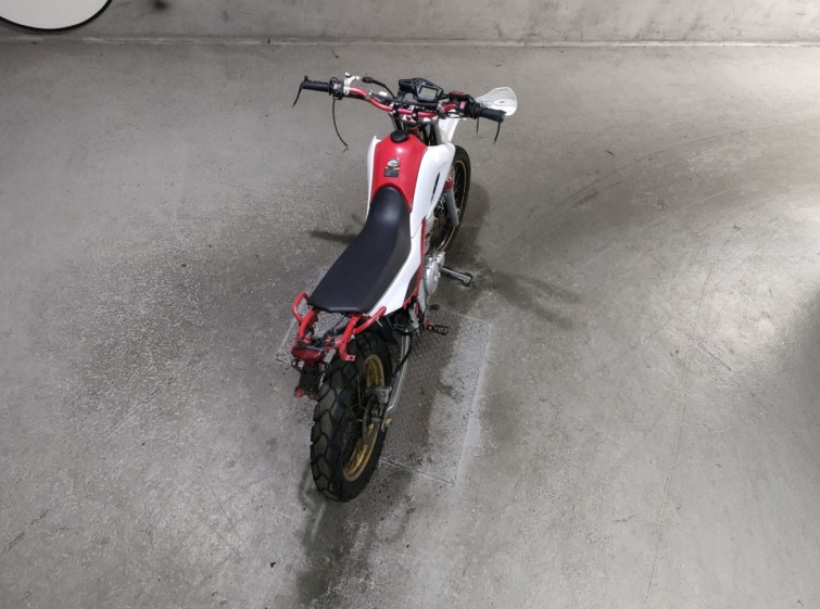 Мотоцикл Yamaha SEROW XT250