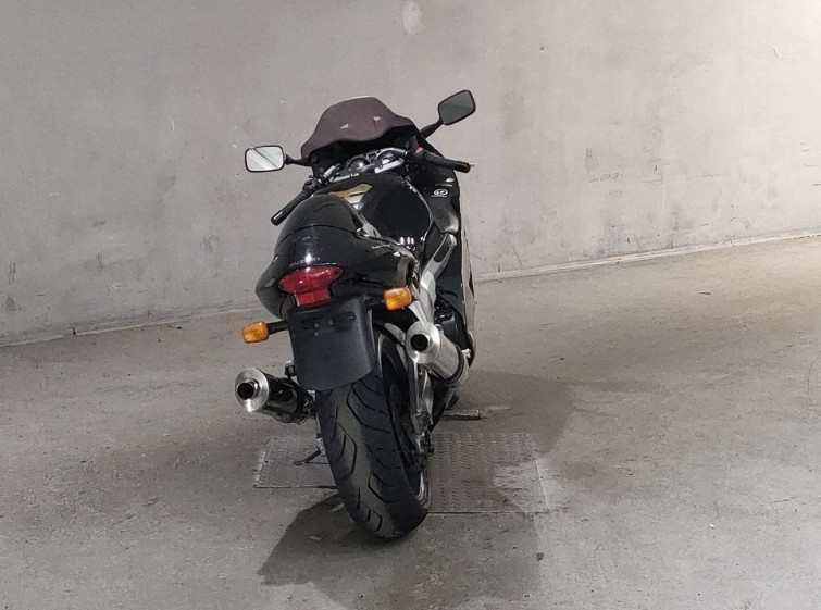 Мотоцикл Suzuki GSX1300R HAYABUSA с пробегом 60805 km