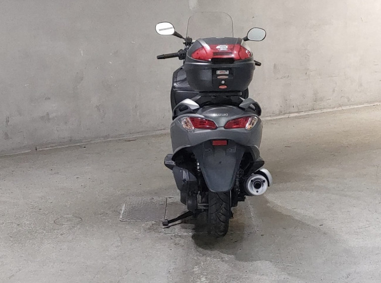 Мотоцикл Suzuki BURGMAN200 з пробігом 24599 km