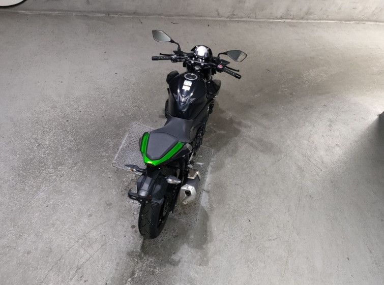 Мотоцикл Kawasaki Z400 з пробігом 7316 km