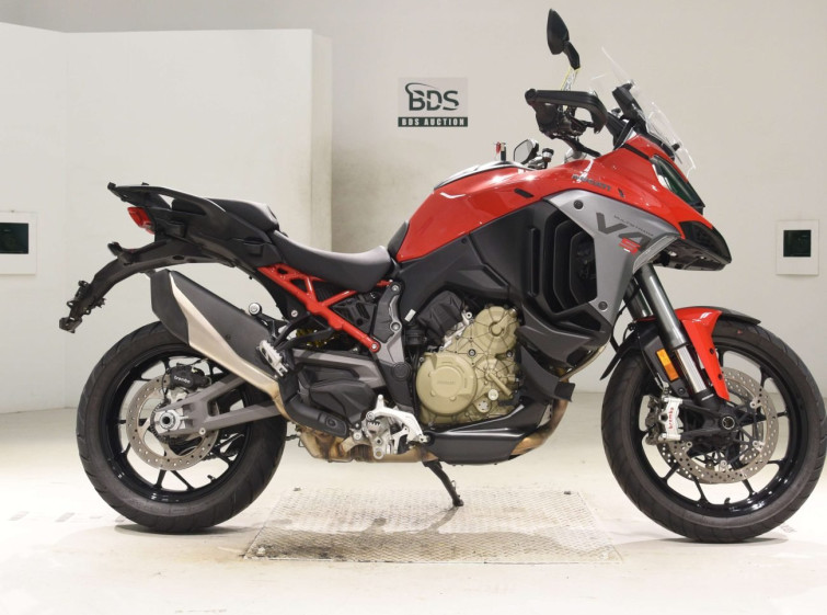 Мотоцикл Ducati MULTISTRADA V4S с пробегом 6341 km