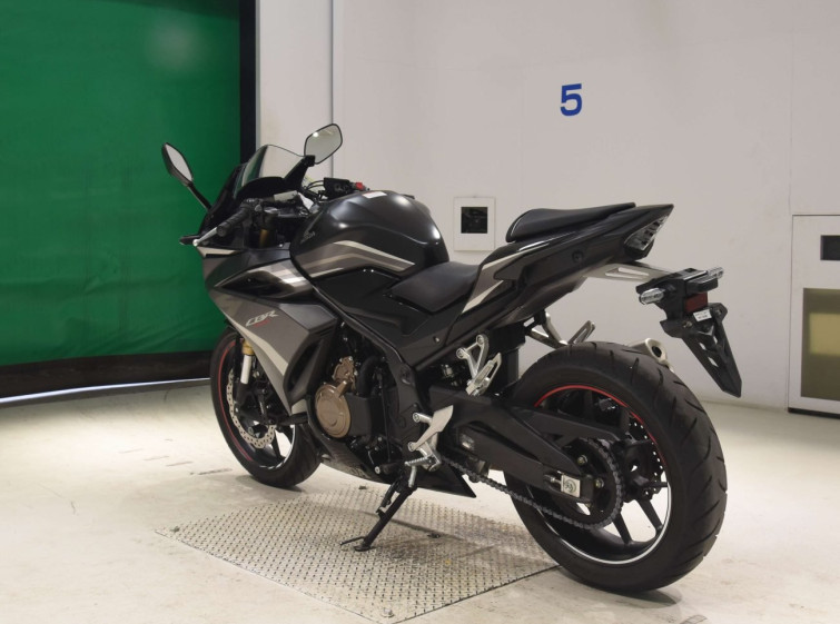 Мотоцикл Honda CBR400R с пробегом 7127 km