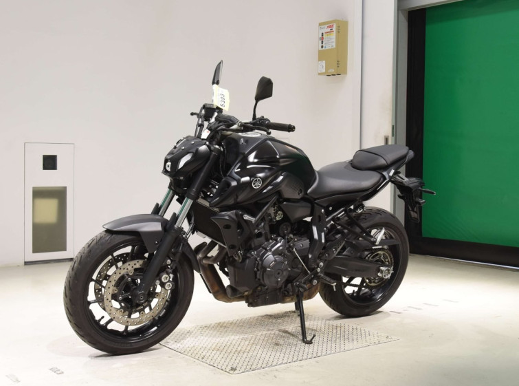 Мотоцикл Yamaha MT-07 с пробегом 7360 km