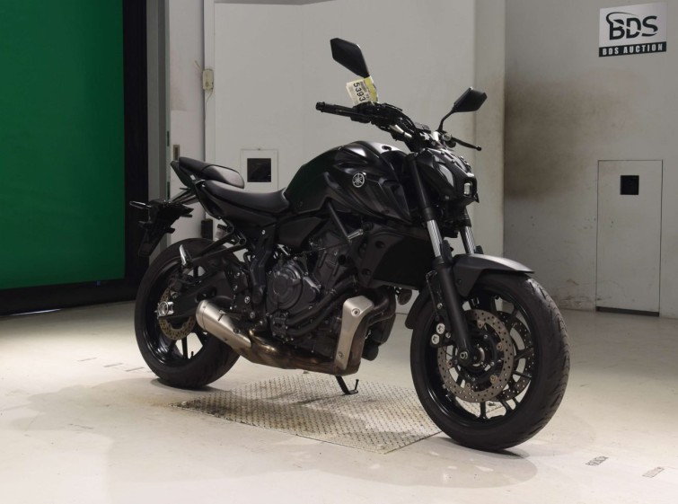 Мотоцикл Yamaha MT-07 с пробегом 7360 km