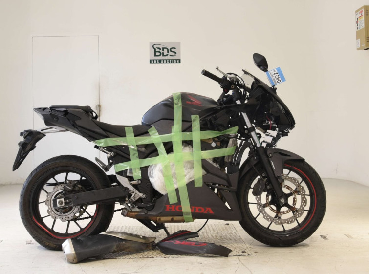 Мотоцикл Honda CBR400R з пробігом 37000 km