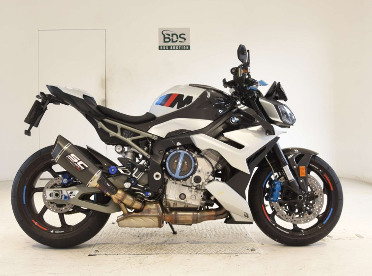 Мотоцикл BMW M1000R с пробегом 5140 km