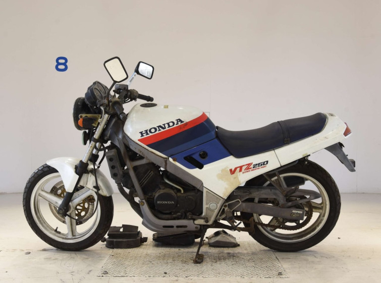 Мотоцикл Honda VTZ250 з пробігом 5763 km