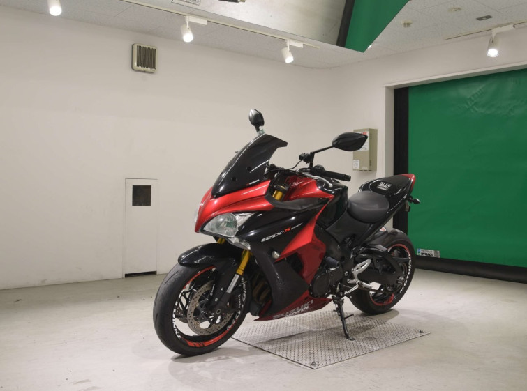 Мотоцикл Suzuki GSX-S1000F з пробігом 33219 km