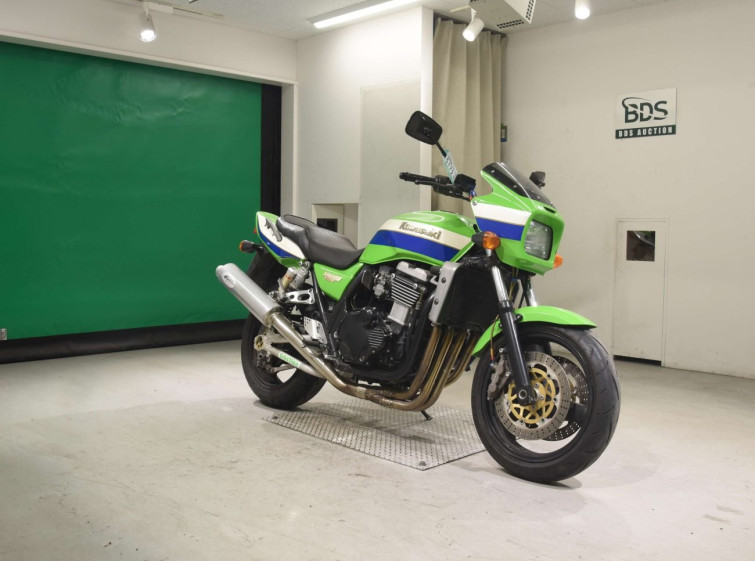 Мотоцикл Kawasaki ZRX1100 з пробігом 1785 km