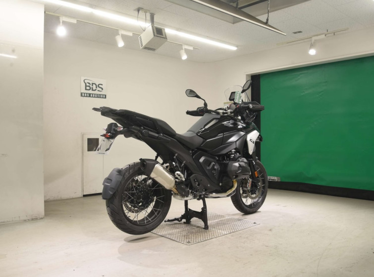 Мотоцикл BMW R1300GS ASA с пробегом 300 km