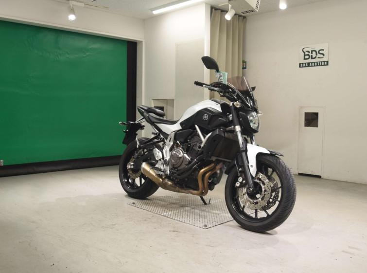 Мотоцикл Yamaha MT-07 с пробегом 16928 km