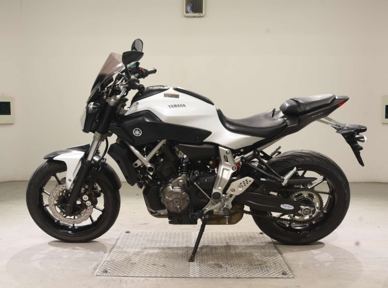 Мотоцикл Yamaha MT-07 с пробегом 16928 km
