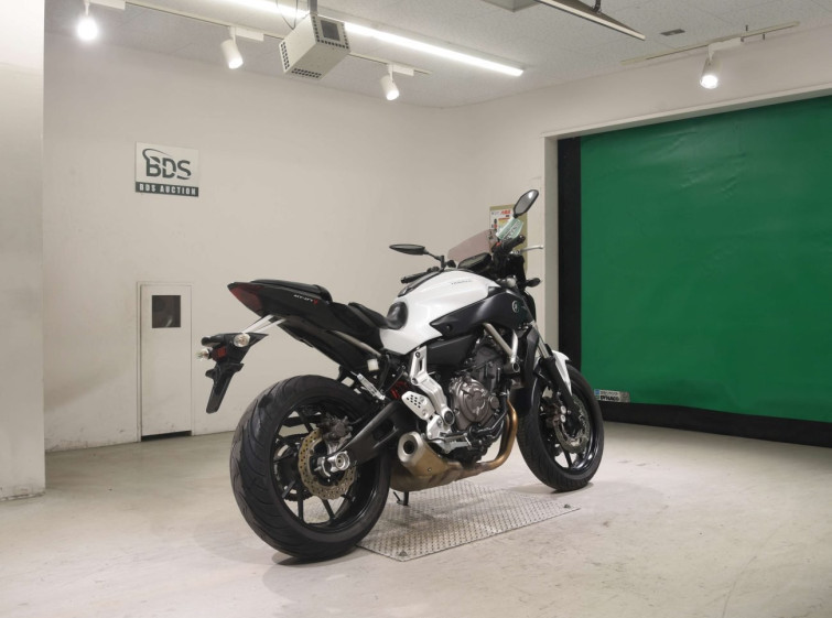 Мотоцикл Yamaha MT-07 с пробегом 16928 km