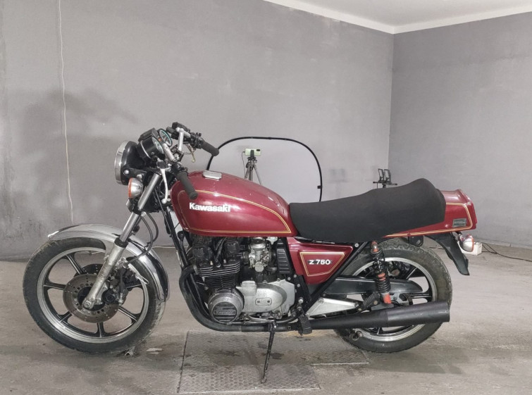 Мотоцикл Kawasaki Z750FX з пробігом 19106 km