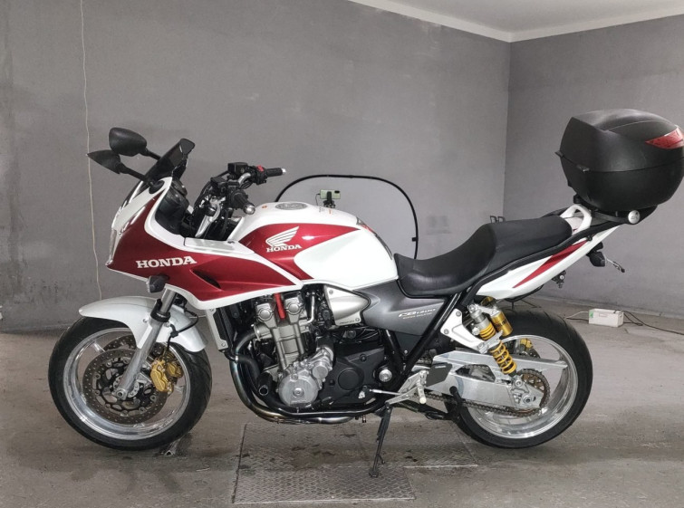 Мотоцикл Honda CB1300 SUPER BOL D’OR з пробігом 17602 km