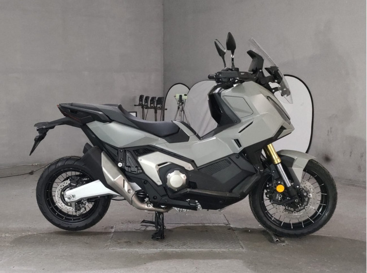 Мотоцикл Honda X-ADV750 з пробігом 10 km