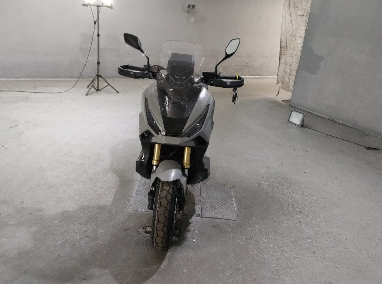 Мотоцикл Honda X-ADV750 з пробігом 10 km