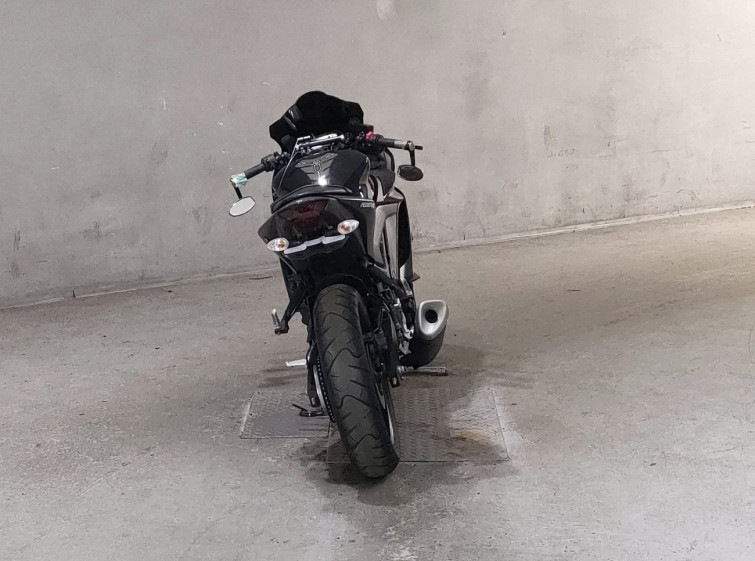 Мотоцикл Yamaha YZF-R25 з пробігом 12358 km