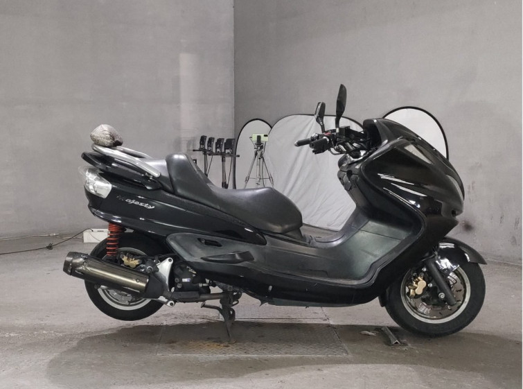 Мотоцикл Yamaha MAJESTY 250 с пробегом 27291 km