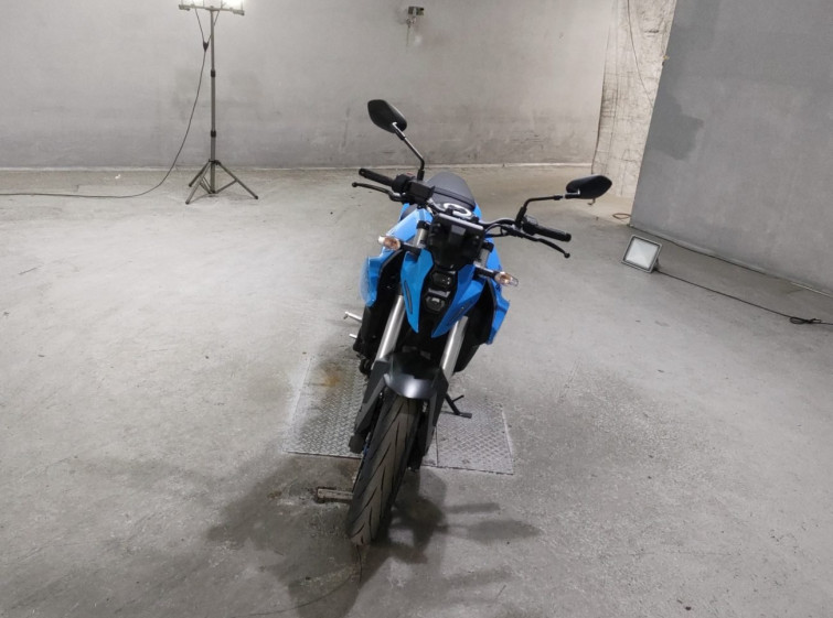 Мотоцикл Suzuki GSX-8S с пробегом 1869 km