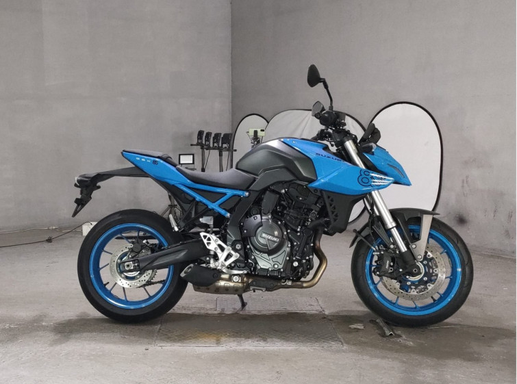 Мотоцикл Suzuki GSX-8S с пробегом 1869 km