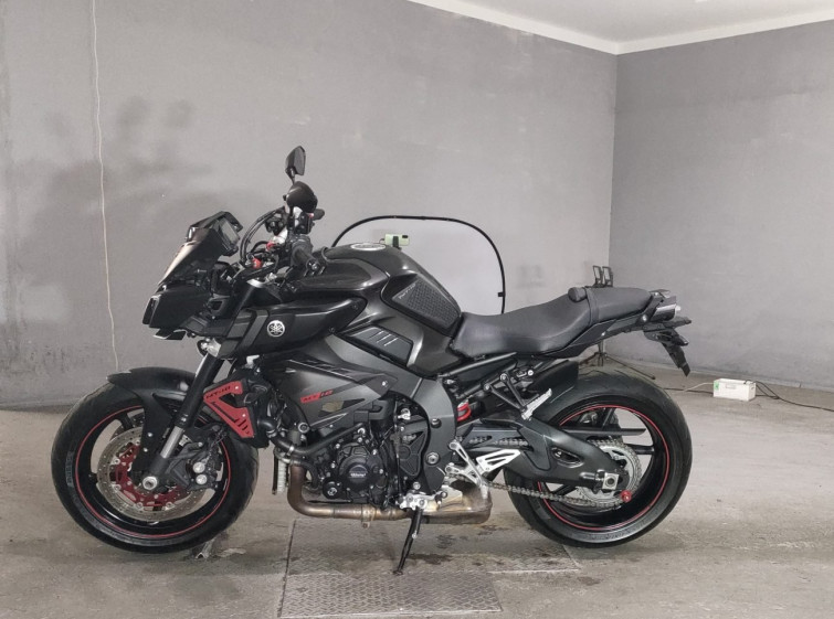 Мотоцикл Yamaha MT-10 з пробігом 41315 km