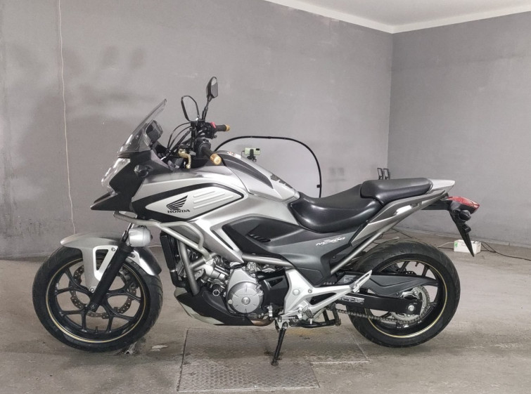 Мотоцикл Honda NC700X з пробігом 6182 km