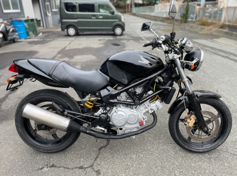 Мотоцикл Honda VTR250 з пробігом 14459 km