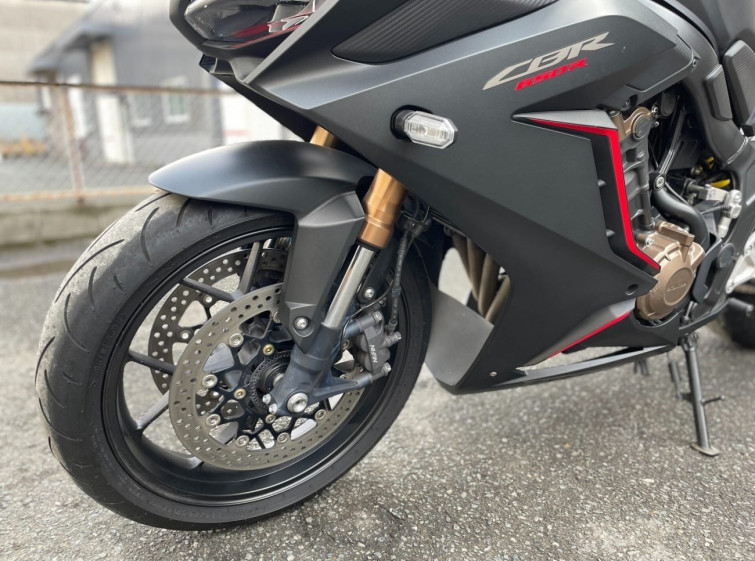 Мотоцикл Honda CBR650R з пробігом 13326 km