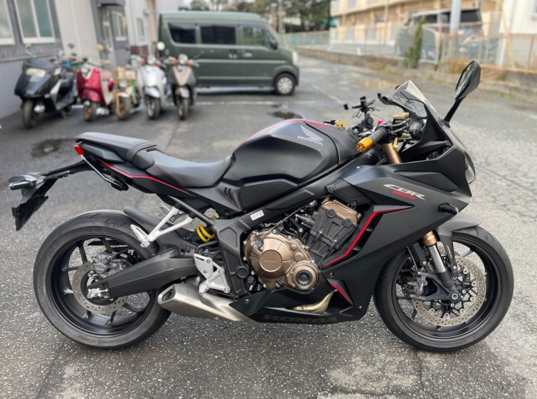 Мотоцикл Honda CBR650R з пробігом 13326 km