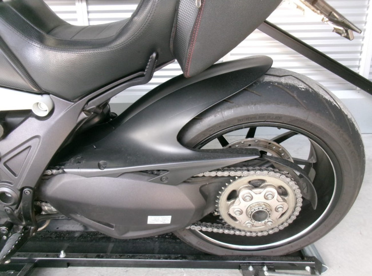 Мотоцикл Ducati DIAVEL CARBON с пробегом 30679 km