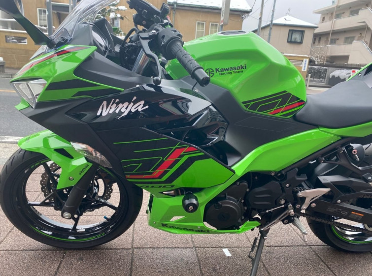 Мотоцикл Kawasaki NINJA400KRT с пробегом 795 km